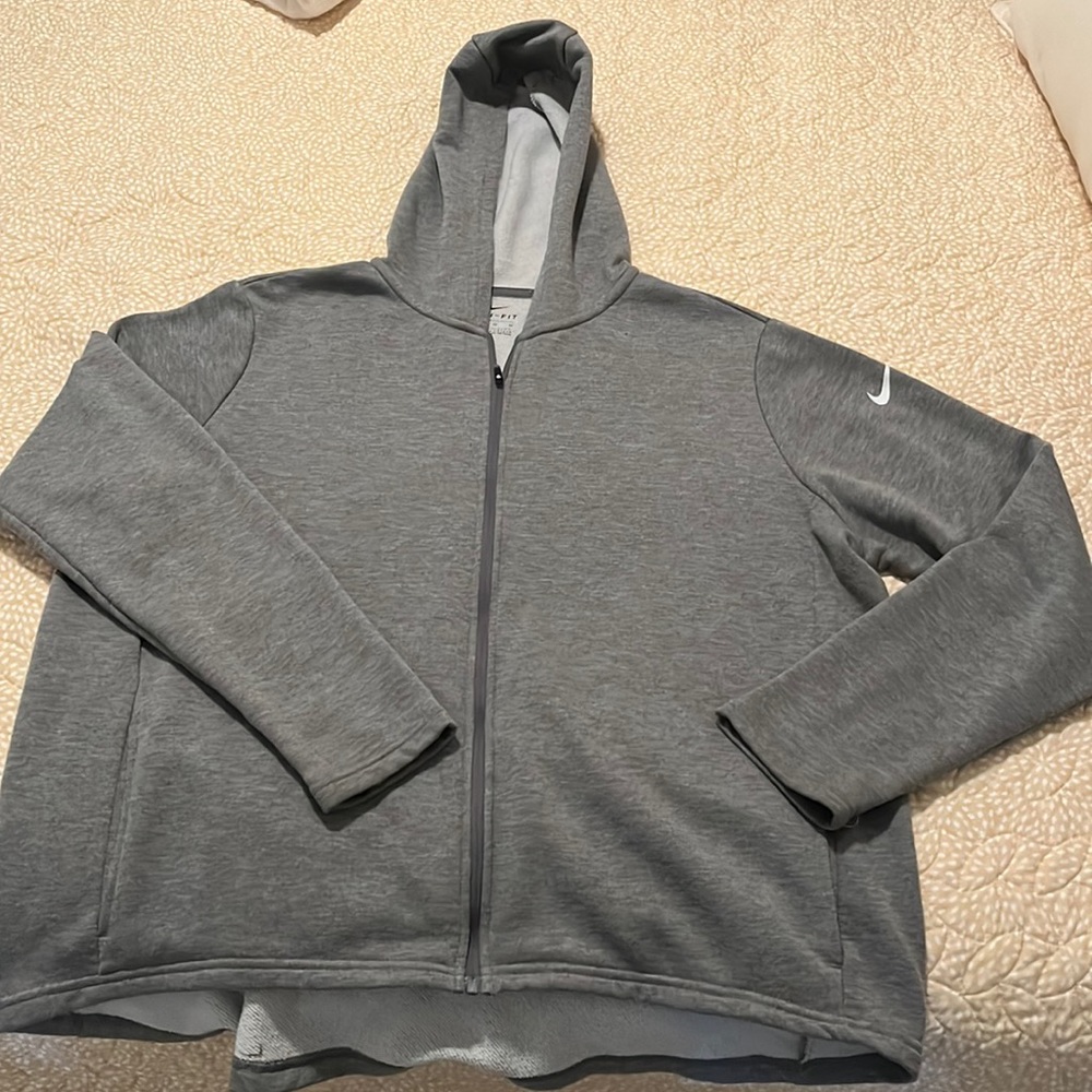 Nike XL Dri-Fit Zipper Jacket with Hood and Pockets